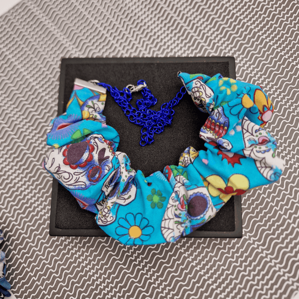 Chunky style Blue sugar skull scrunchie Necklace