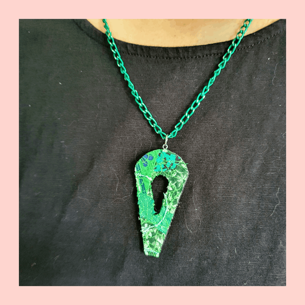 Green abstract leaf design upcycled fabric necklace. 80's inspired