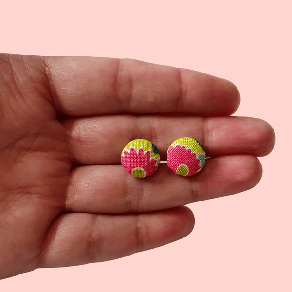 60's inspired bold flower button studs