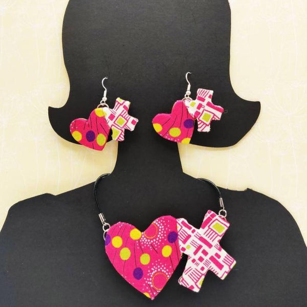 Pink Hearts and kisses drop earring and necklace set.
