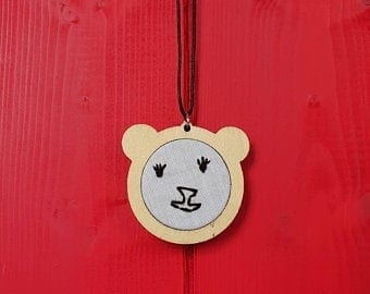Necklace, embroidered cat/bear in mini hoop.