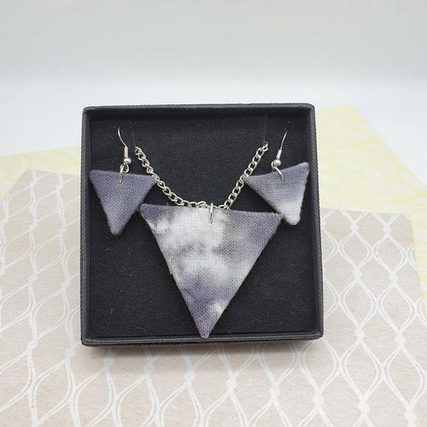 Triangle shaped grey and white tie dye necklace and dangle jewellery set.